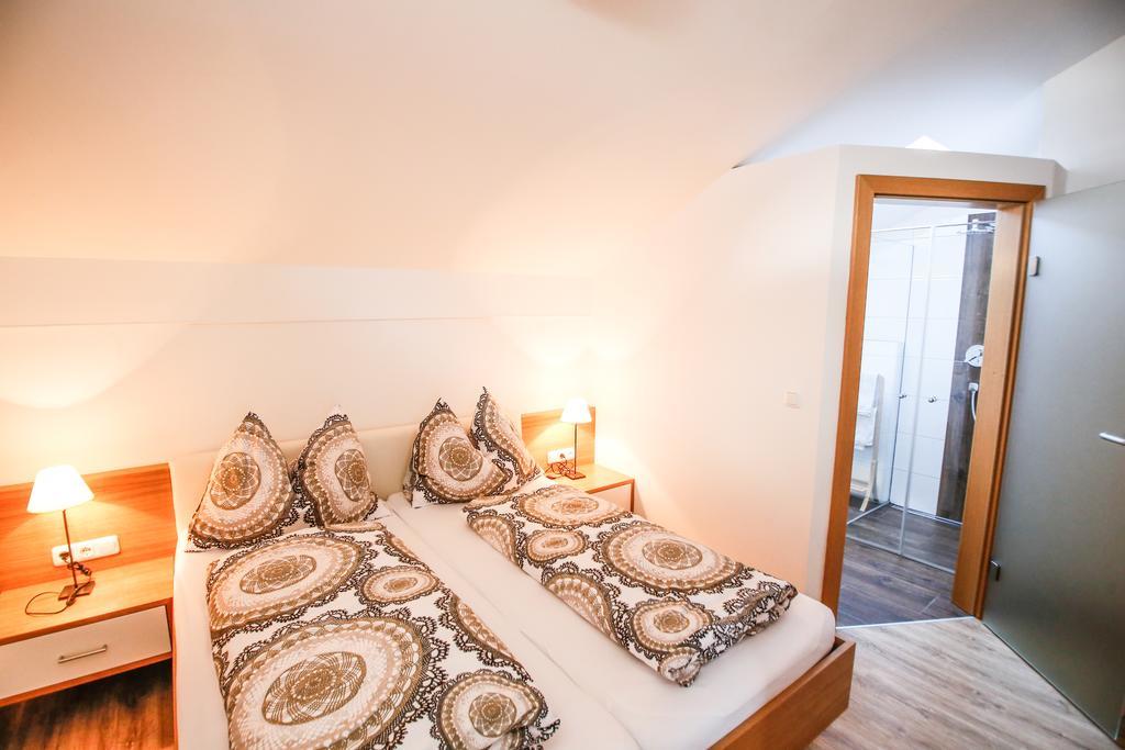 Pension Cafe Maier Golling an der Salzach Exterior foto